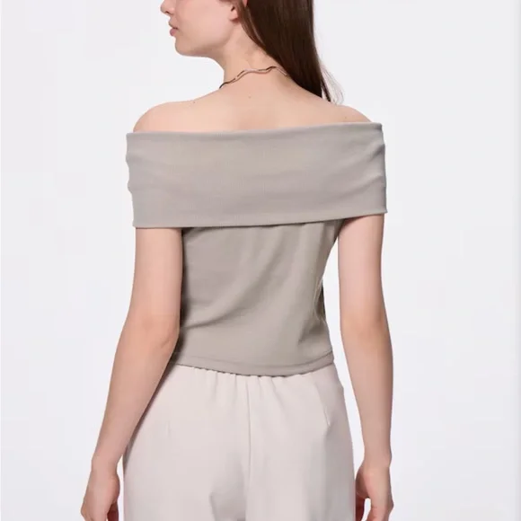 GU Women’s Off-Shoulder Ribbed Camisole in Light Blue - Picture 7 of 7